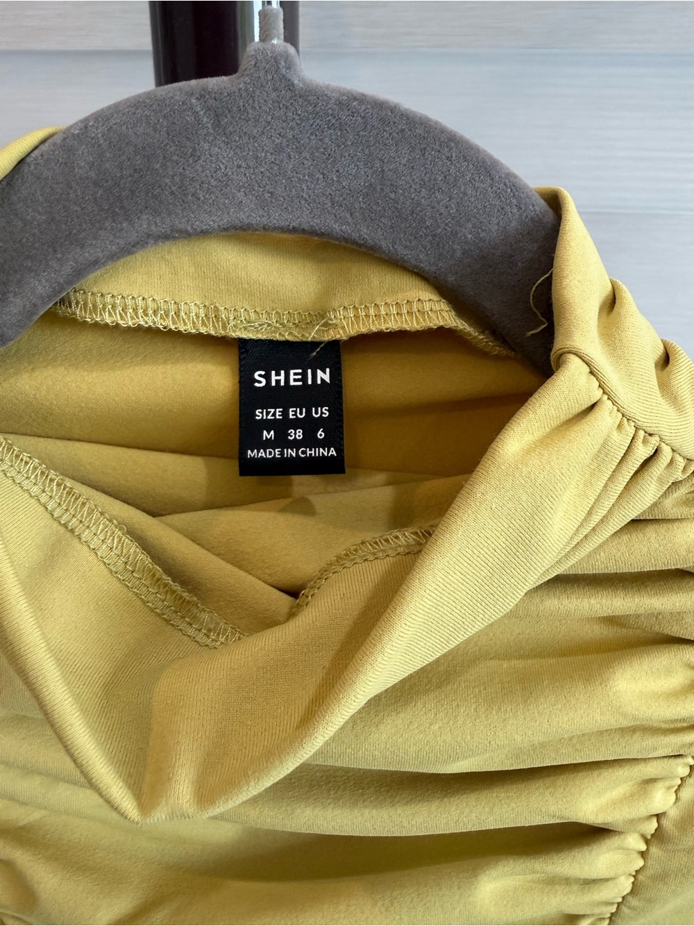 SHEIN Yellow Ruched Mock Neck Long Sleeve Top - Picture 6 of 7